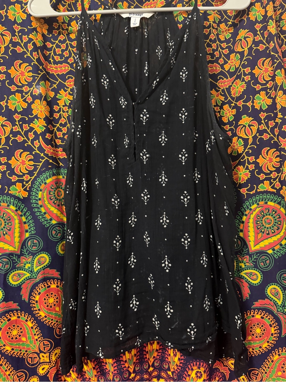 Old Navy Black Sleeveless V-Neck Tank w/ White Boho Print Front Hook/Eye Closure